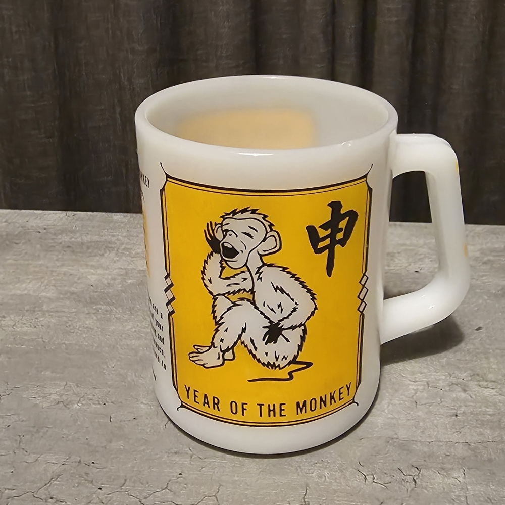Vintage rare Federal Glass Year of the Monkey birthday mug Chinese Zodiac 1970
